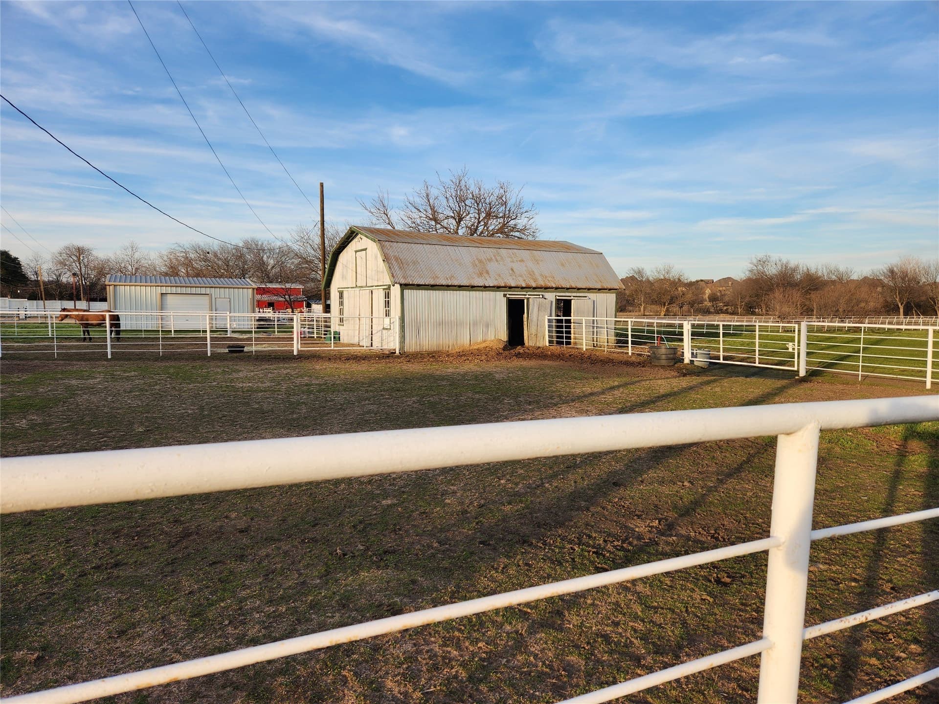 0.93 acres in Tarrant County - photo 2