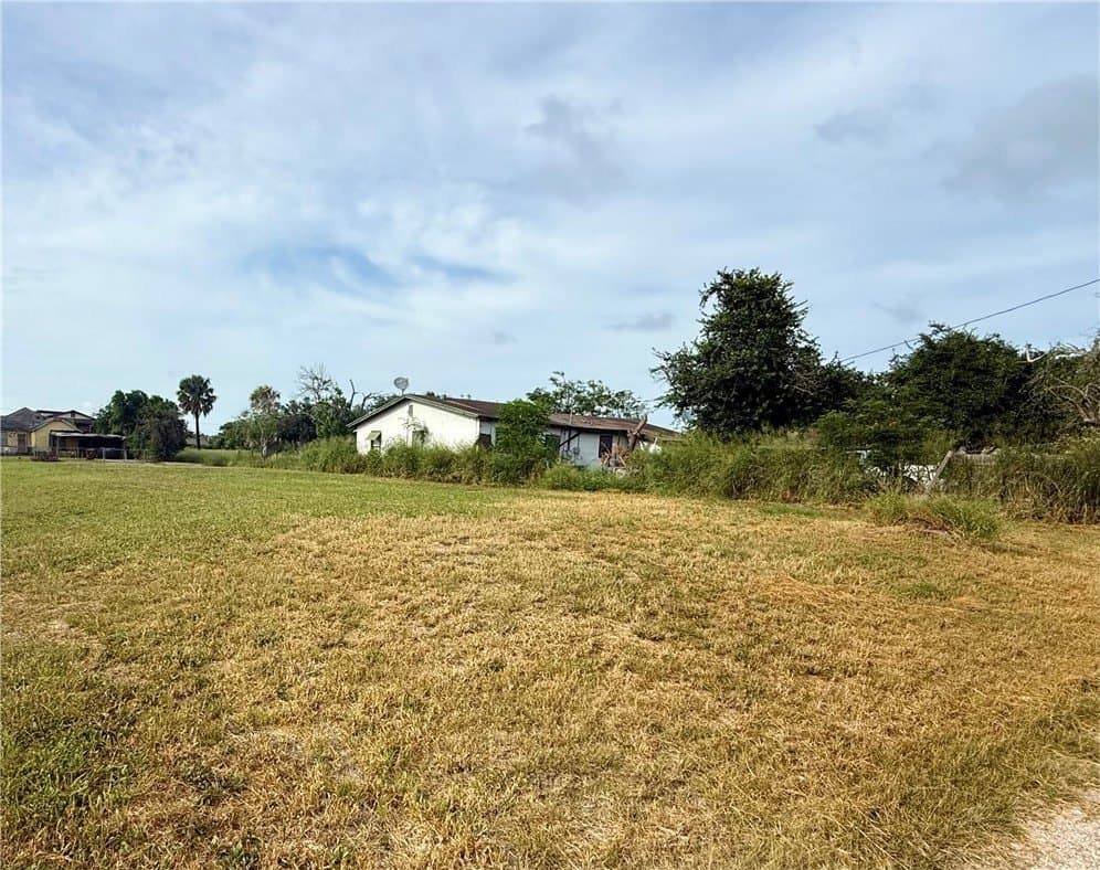 0.16 acres in Kleberg County gallery image 3