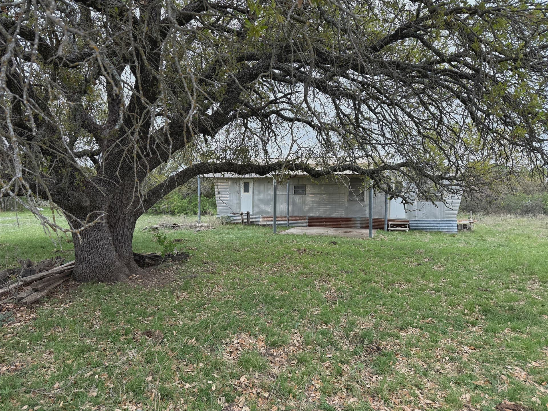 121.2 acres in Eastland County - photo 3