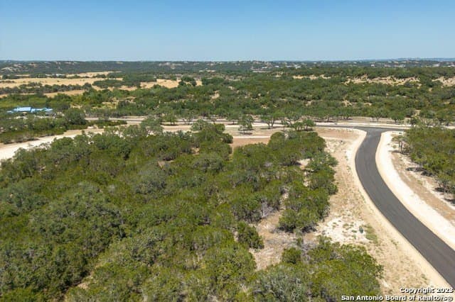 1.32 acres in Comal County - photo 6