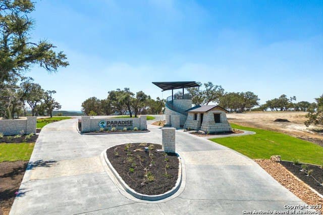 1.32 acres in Comal County gallery image 2
