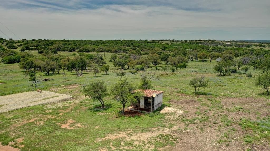 30.52 acres in Gillespie County - photo 4