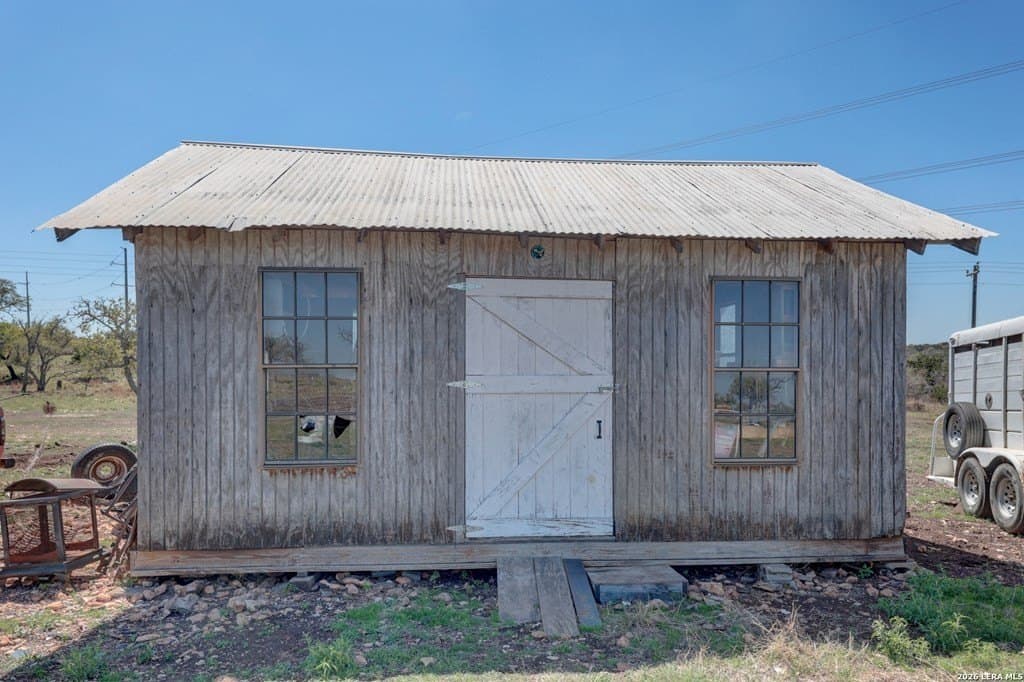 30.52 acres in Gillespie County - photo 28