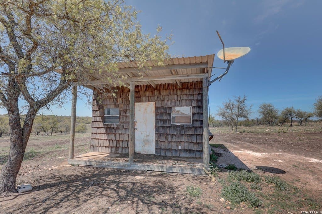 30.52 acres in Gillespie County - photo 27