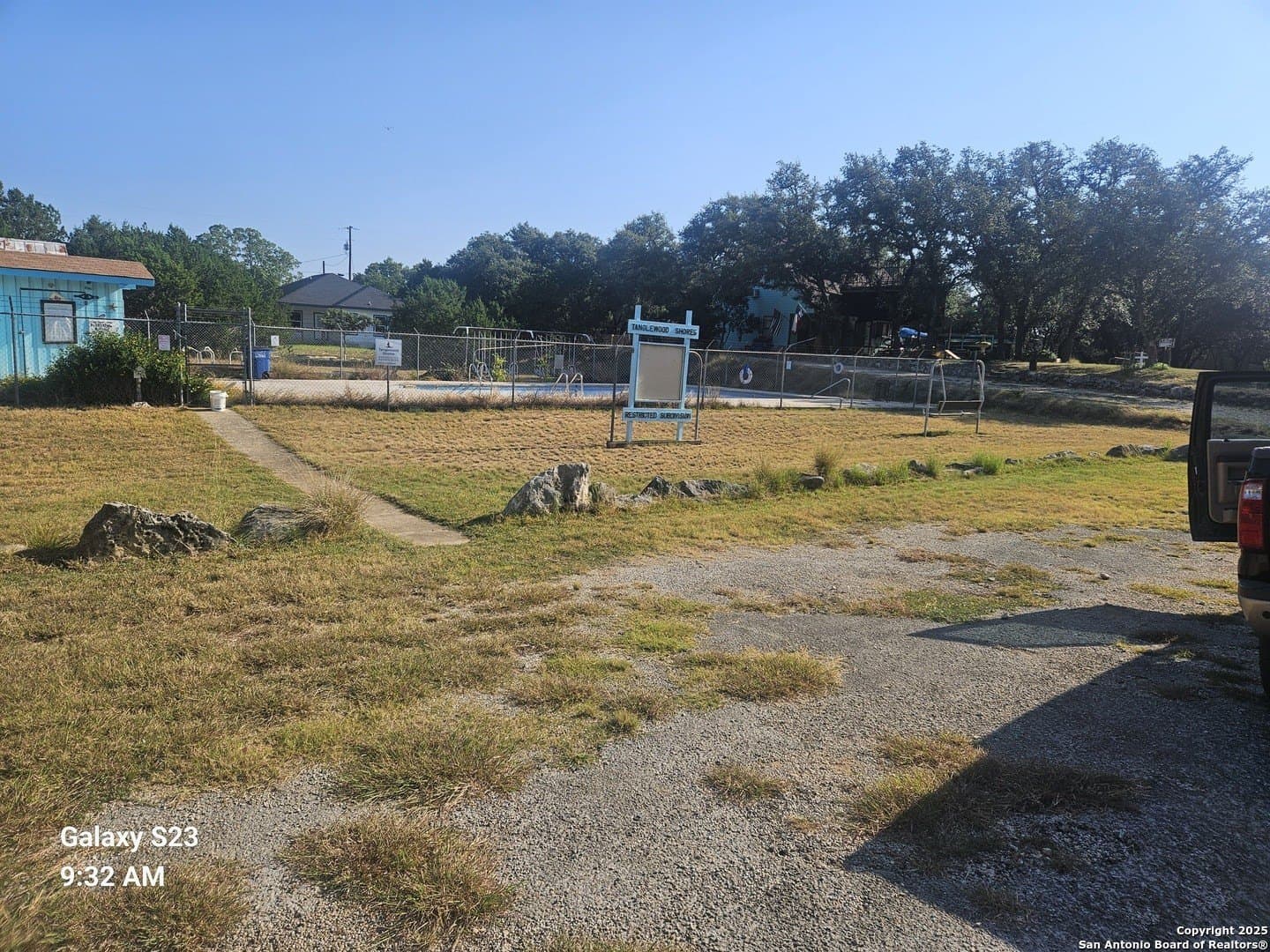 0.23 acres in Comal County - photo 6
