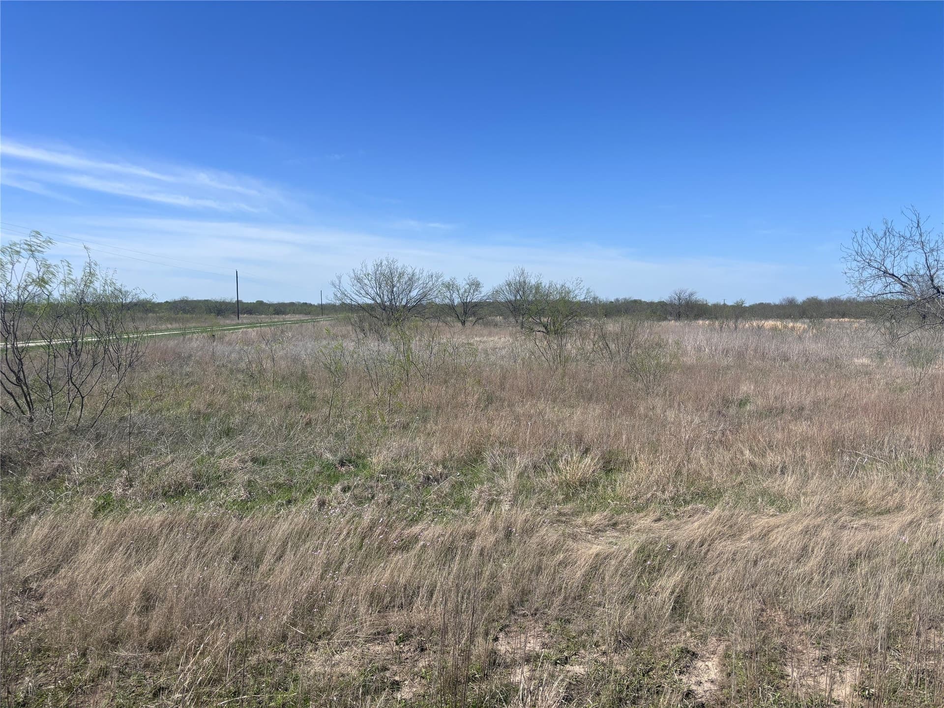 10.01 acres in Hill County - photo 2