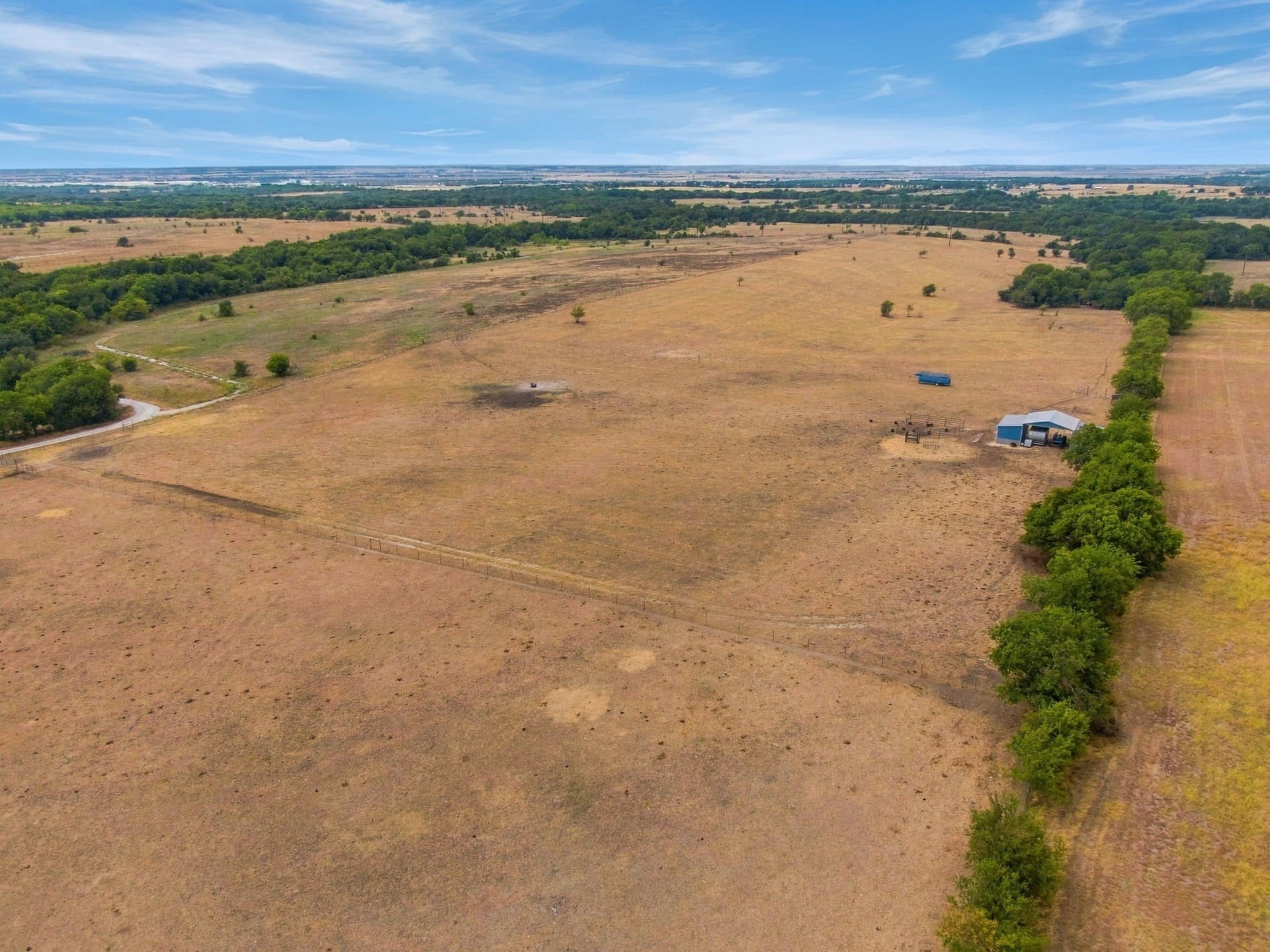27 acres in Hill County - photo 4