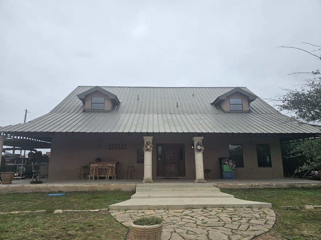 217,800 acres in Maverick County gallery image 4