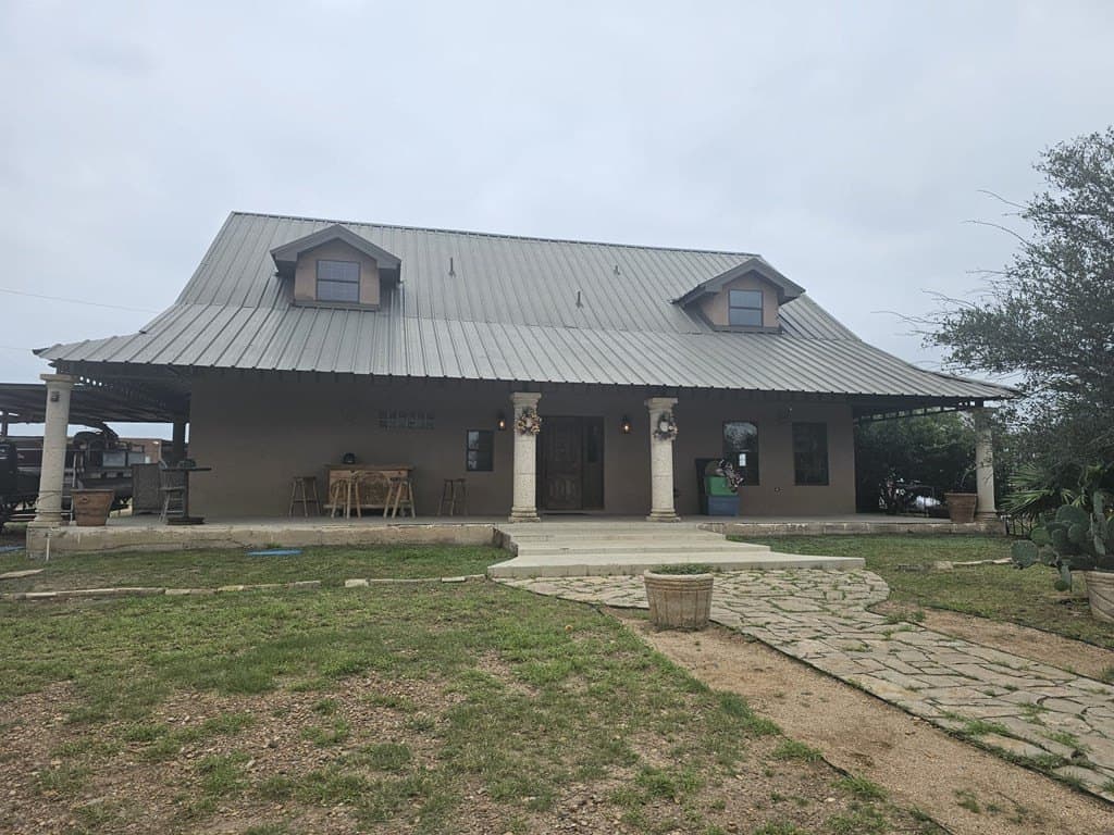 217,800 acres in Maverick County gallery image 2