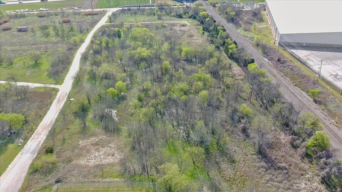 11.31 acres in Navarro County - photo 10