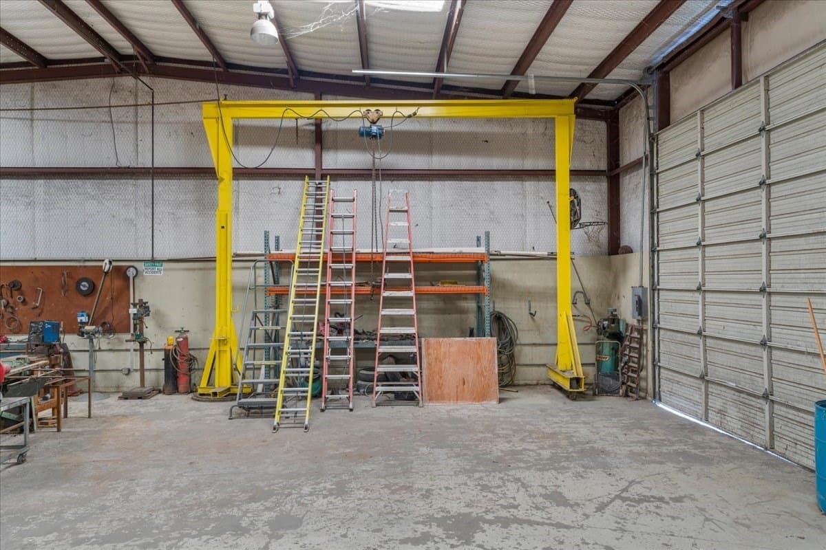 11.31 acres in Navarro County - photo 31