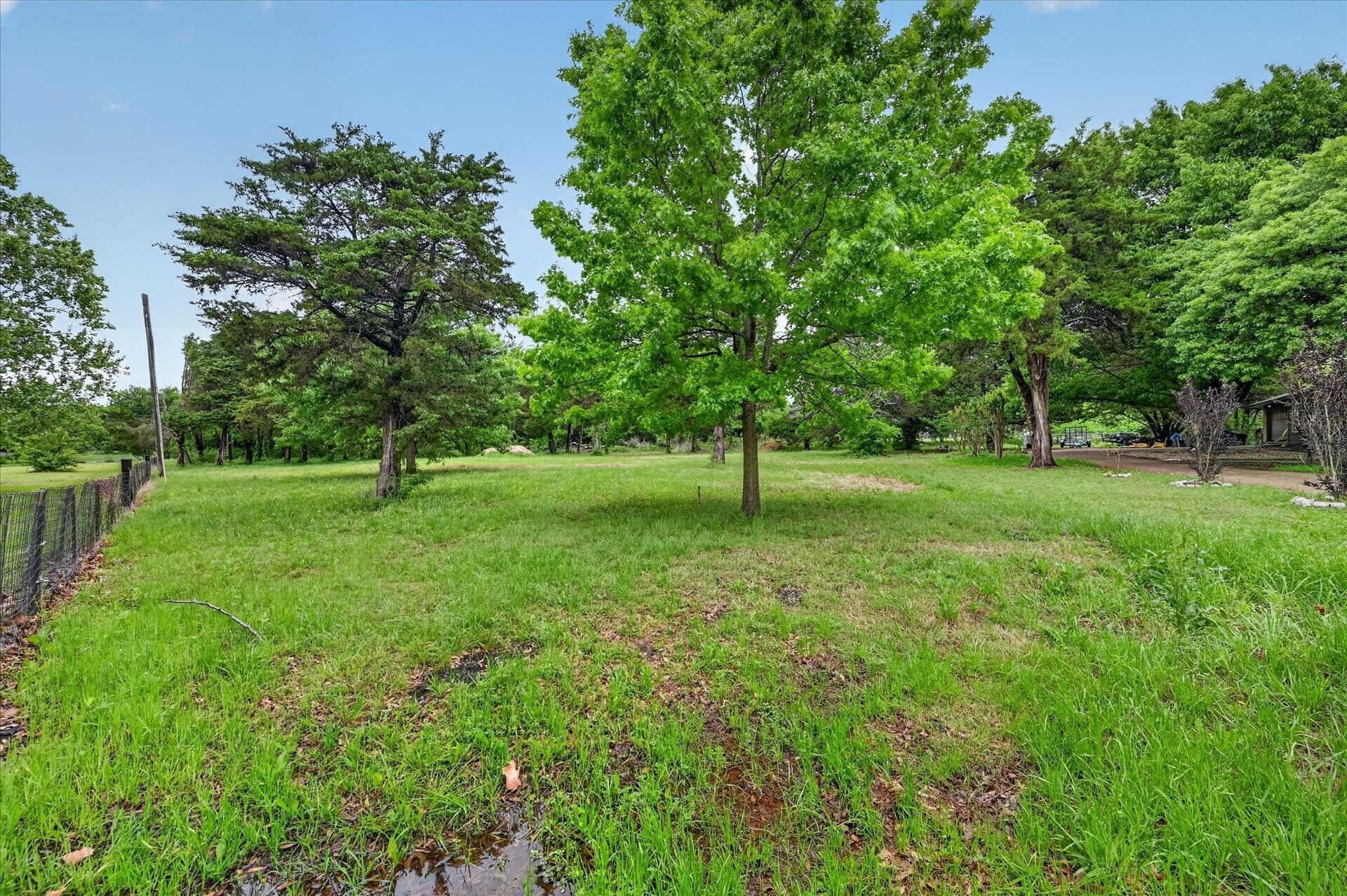 1.4 acres in Ellis County - photo 11