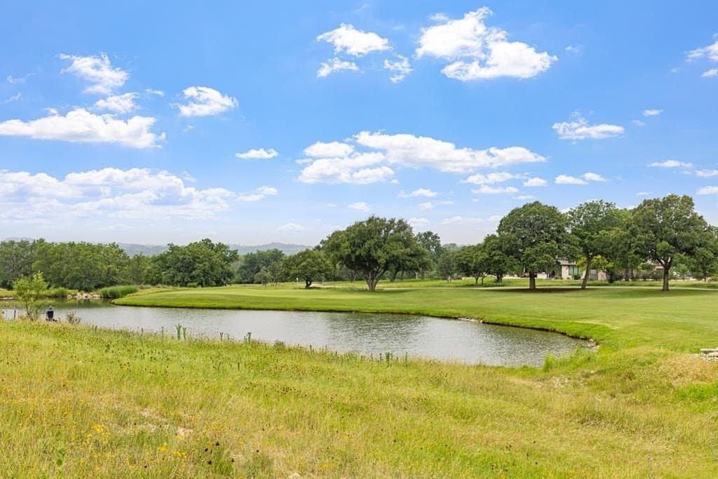 1.16 acres in Kerr County gallery image 4