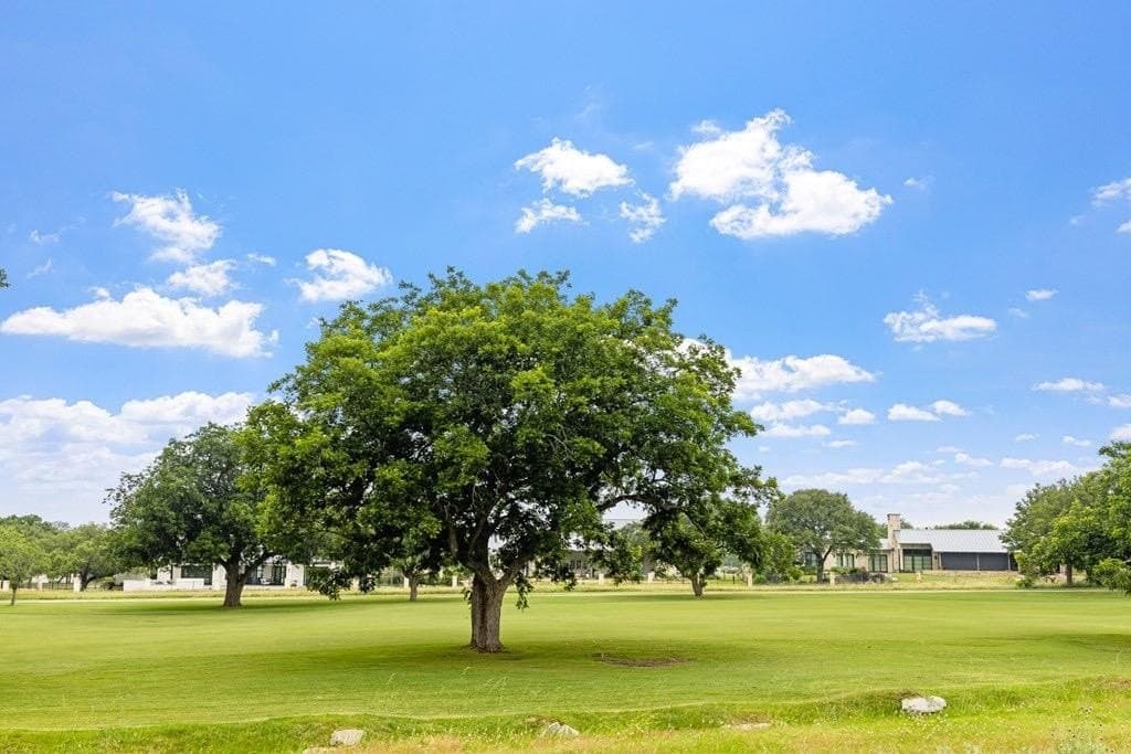 1.16 acres in Kerr County