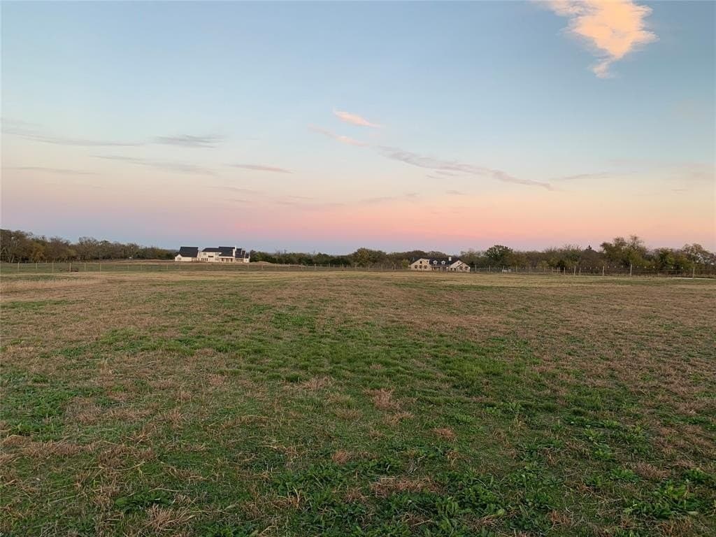 7 acres in Collin County gallery image 3