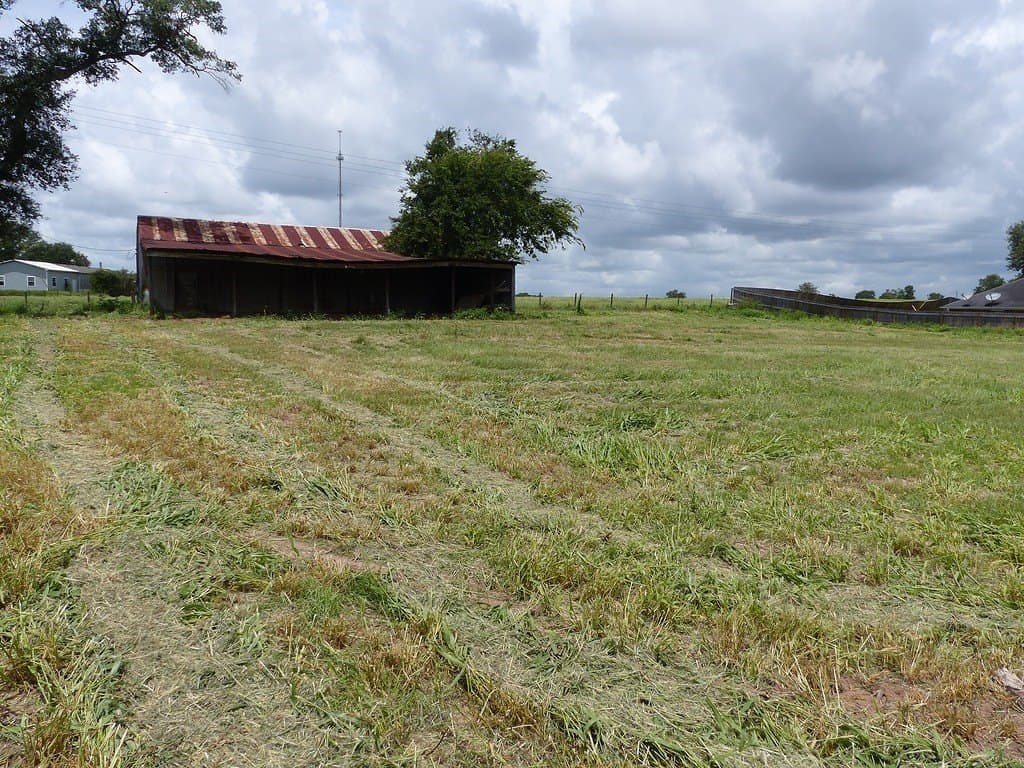 0.58 acres in Austin County gallery image 3