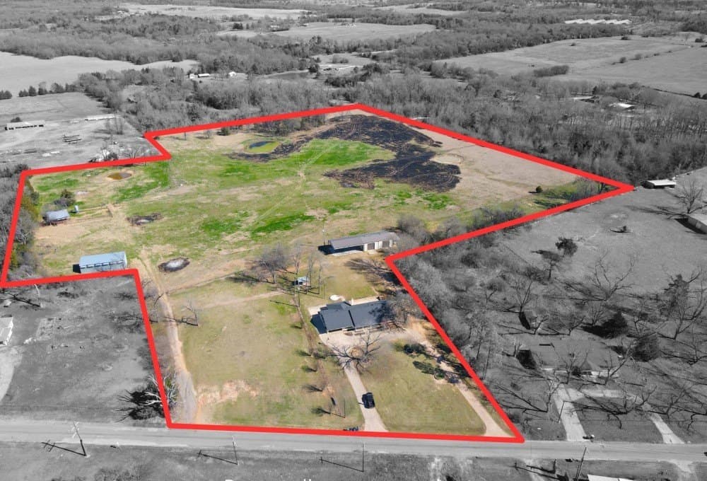 24.6 acres in Franklin (TX) County - photo 2