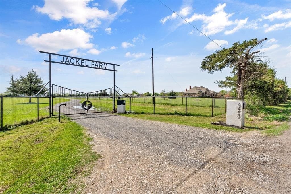 21.8 acres in Hunt County featured view