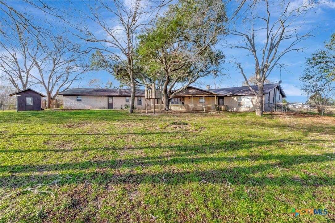 10.42 acres in Lavaca County - photo 30