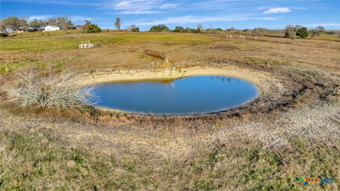 10.42 acres in Lavaca County - photo 32