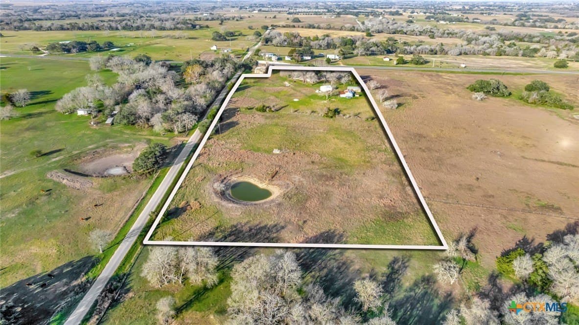 10.42 acres in Lavaca County - photo 36