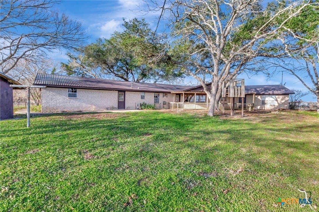 10.42 acres in Lavaca County - photo 31