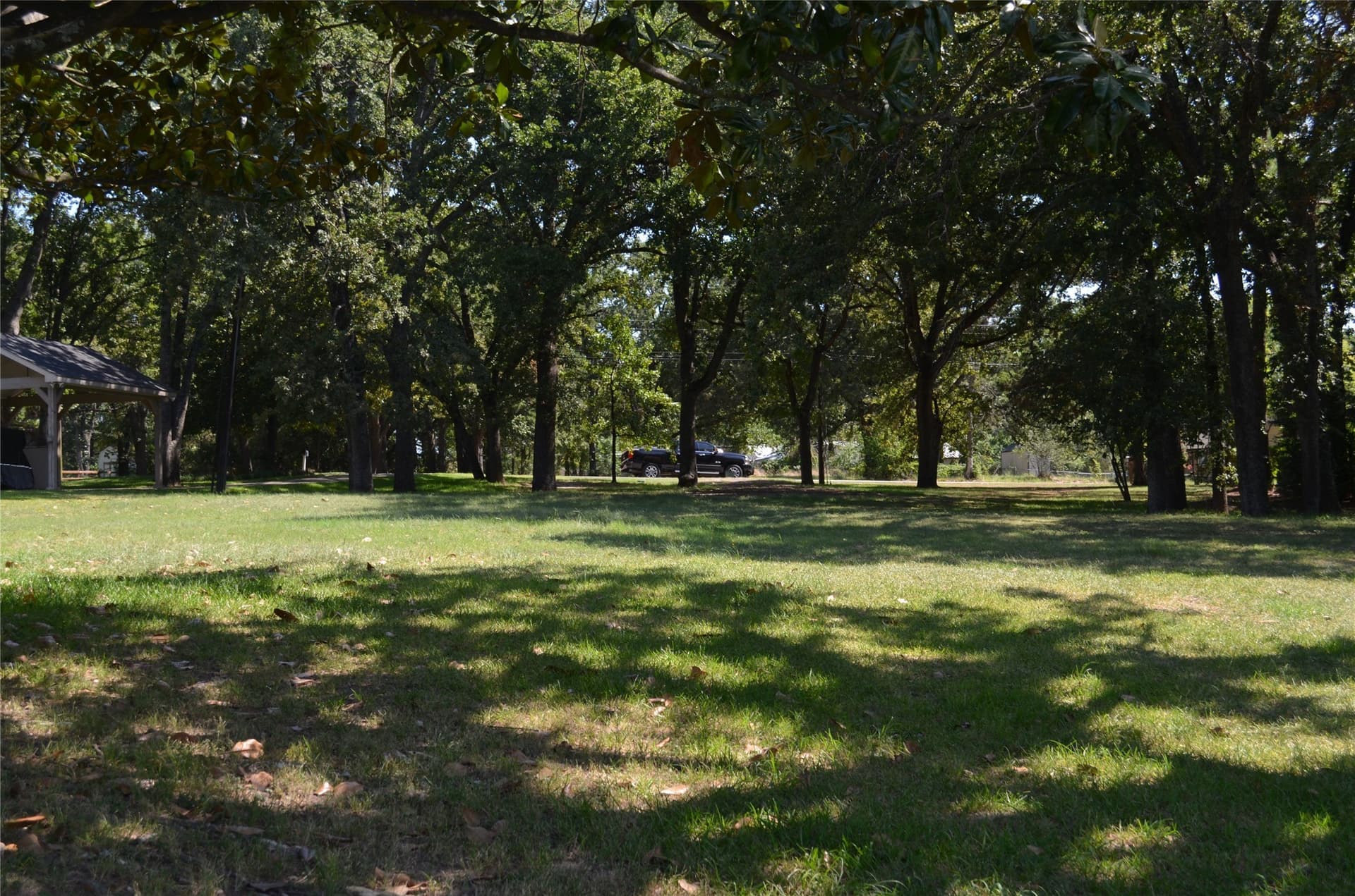 0.28 acres in Henderson County - photo 9