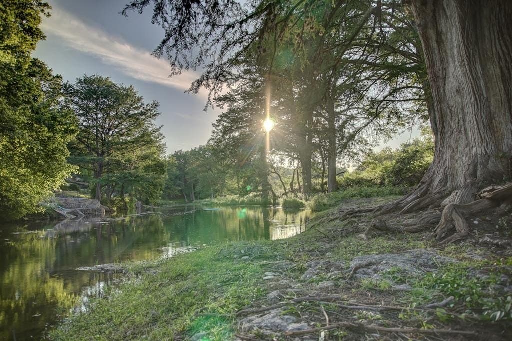 8.06 acres in Kerr County