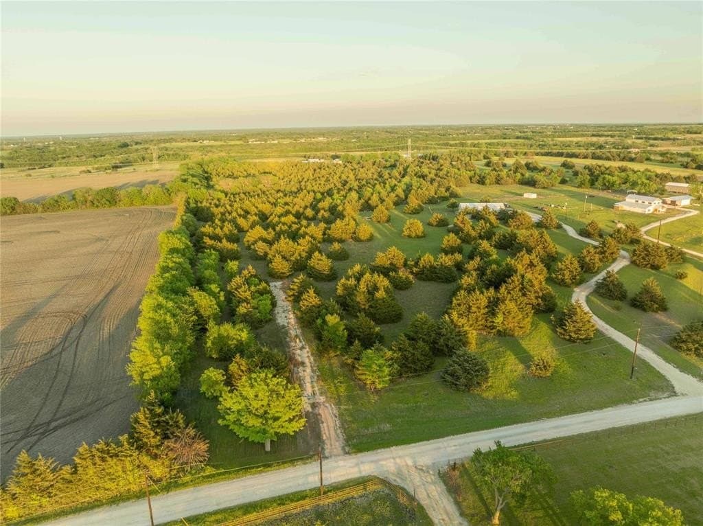 12.1 acres in Grayson County