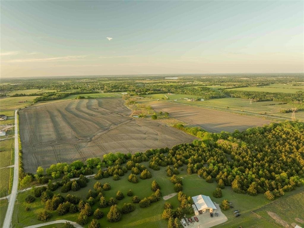 12.1 acres in Grayson County gallery image 2