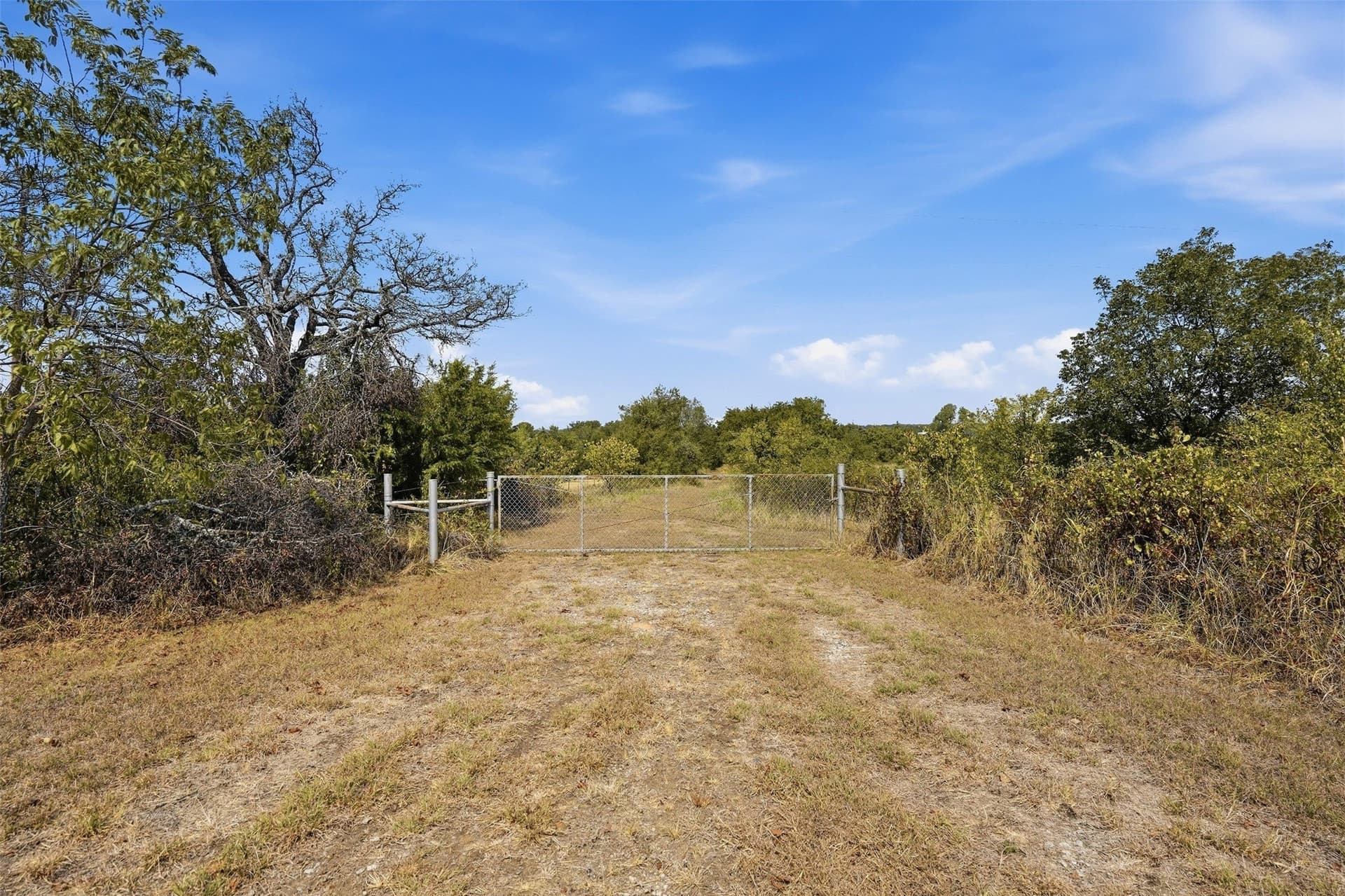 3.28 acres in Parker County - photo 2