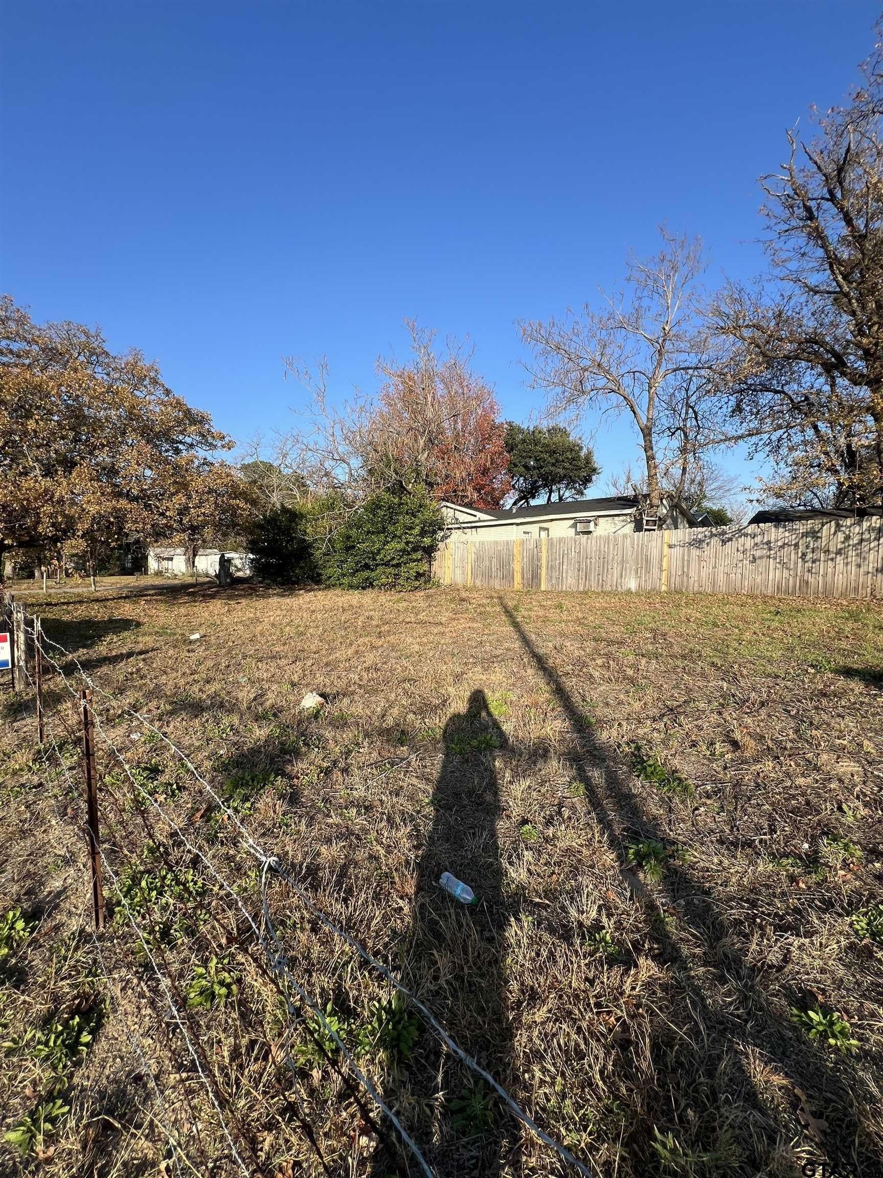 0.14 acres in Smith County - photo 3