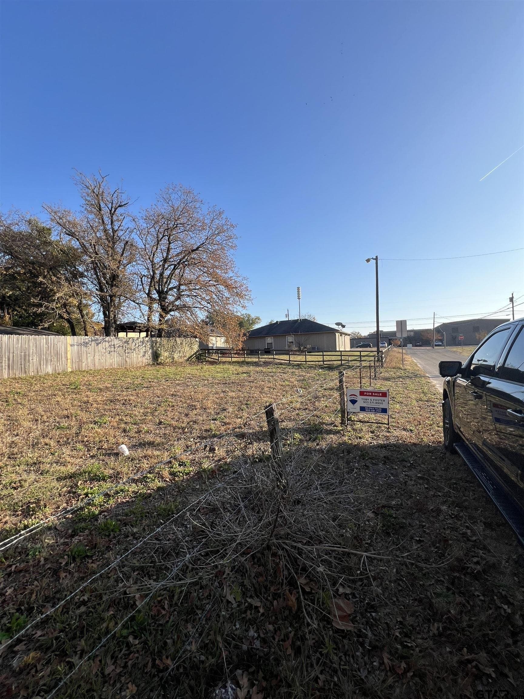 0.14 acres in Smith County - photo 2