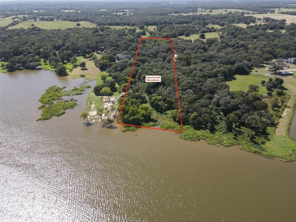 3.55 acres in Henderson County featured view