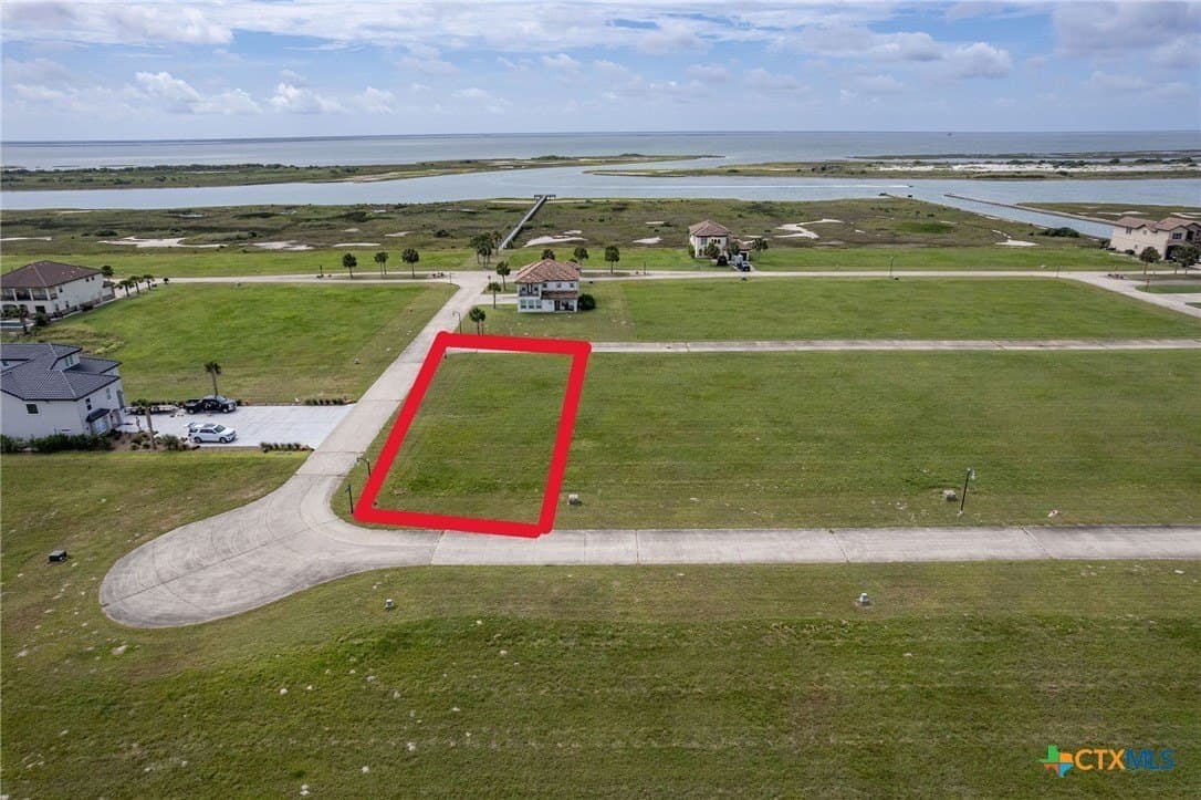 0.19 acres in Calhoun County - photo 4