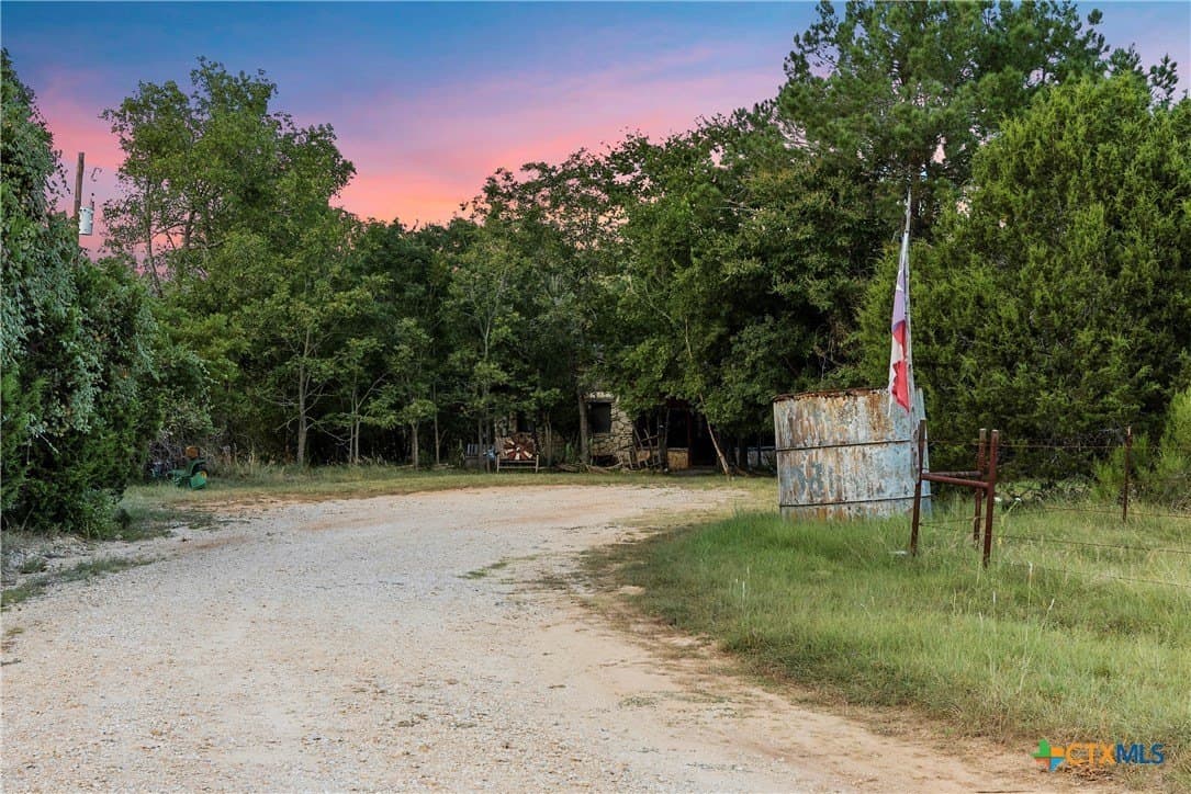 28.87 acres in Hays County featured view