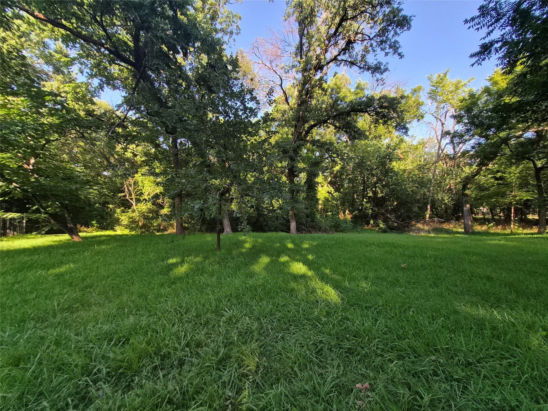 1.18 acres in Tarrant County - photo 5