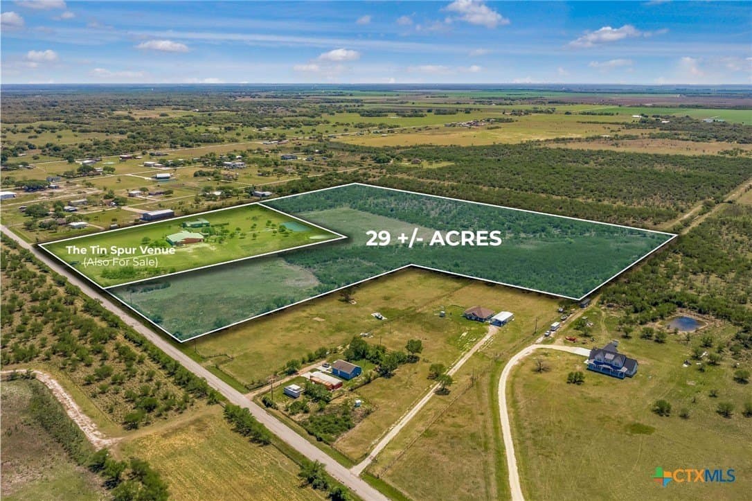 29 acres in Victoria County gallery image 4