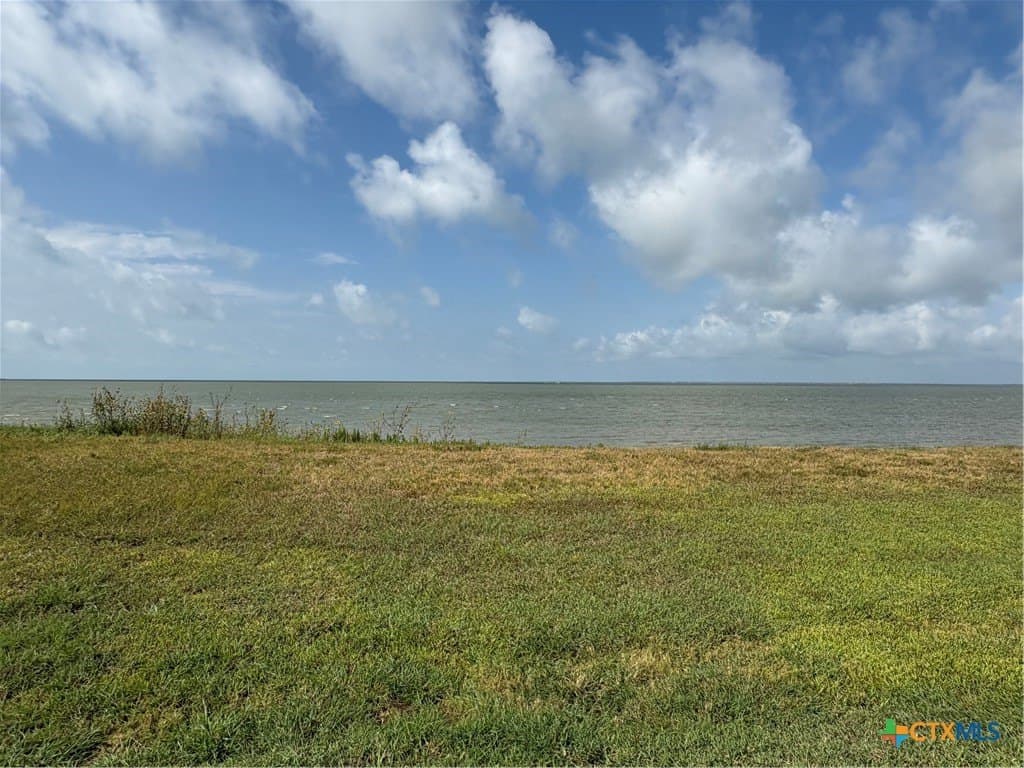 0.45 acres in Calhoun County - photo 9