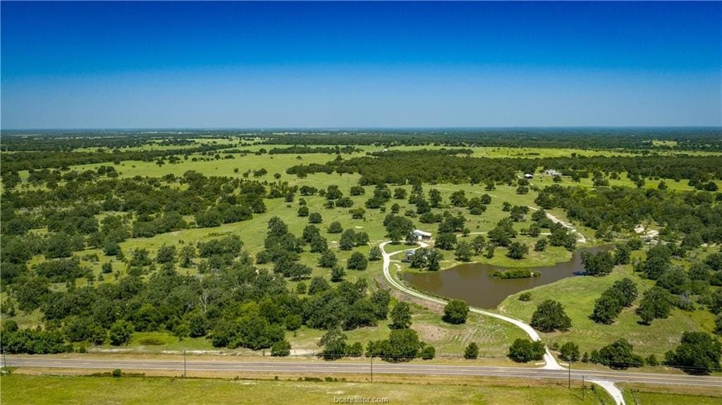 545 acres in Burleson County - photo 3