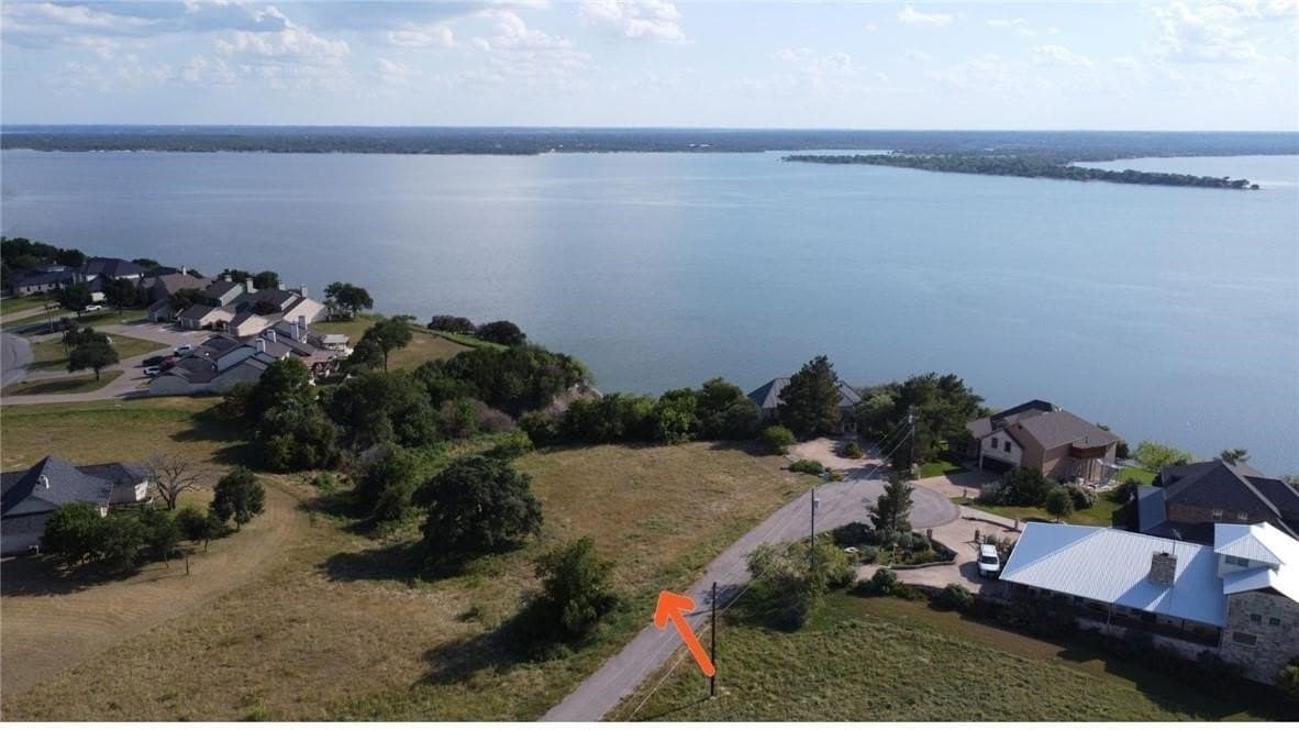 0.4 acres in Hill County gallery image 2