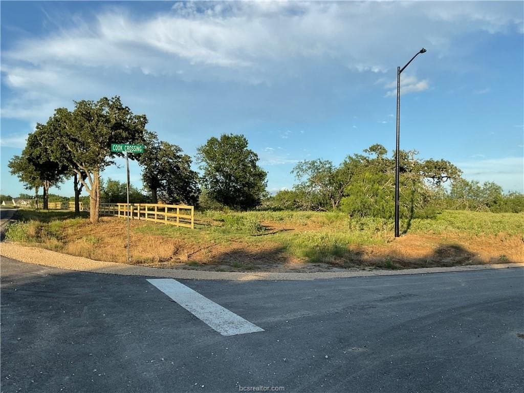 1.84 acres in Brazos County gallery image 2