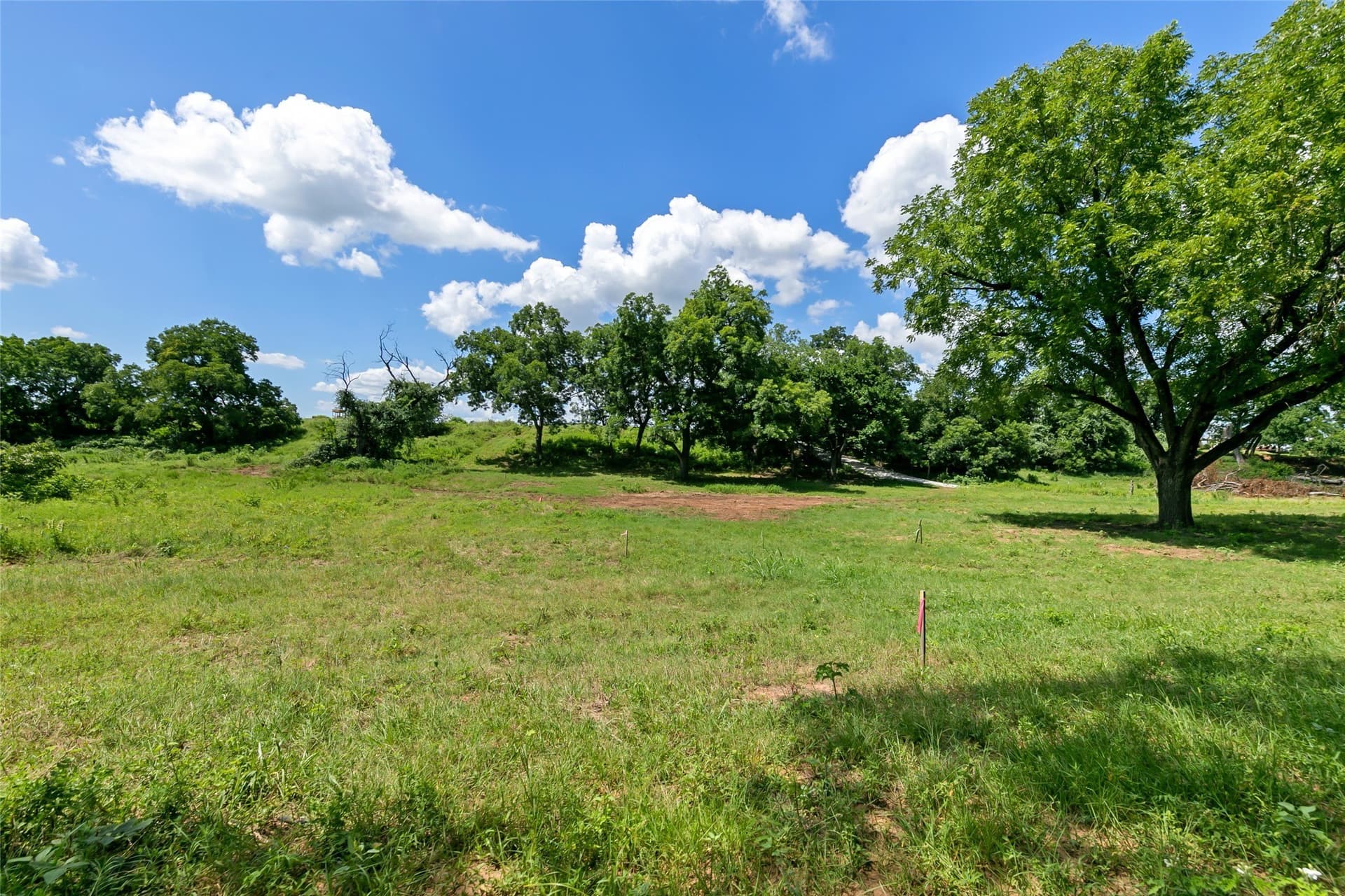10.92 acres in Hill County - photo 10