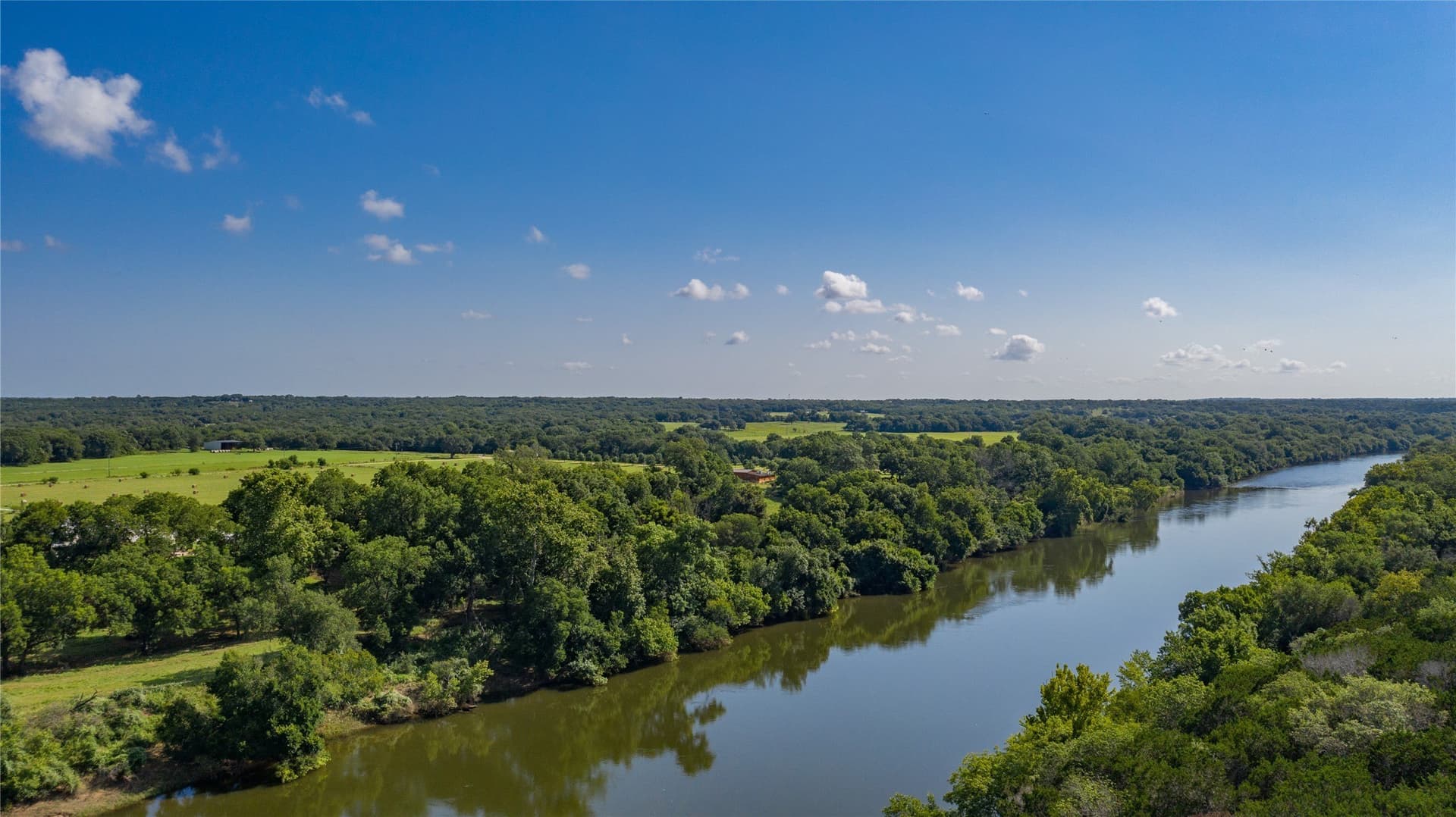 10.92 acres in Hill County gallery image 3