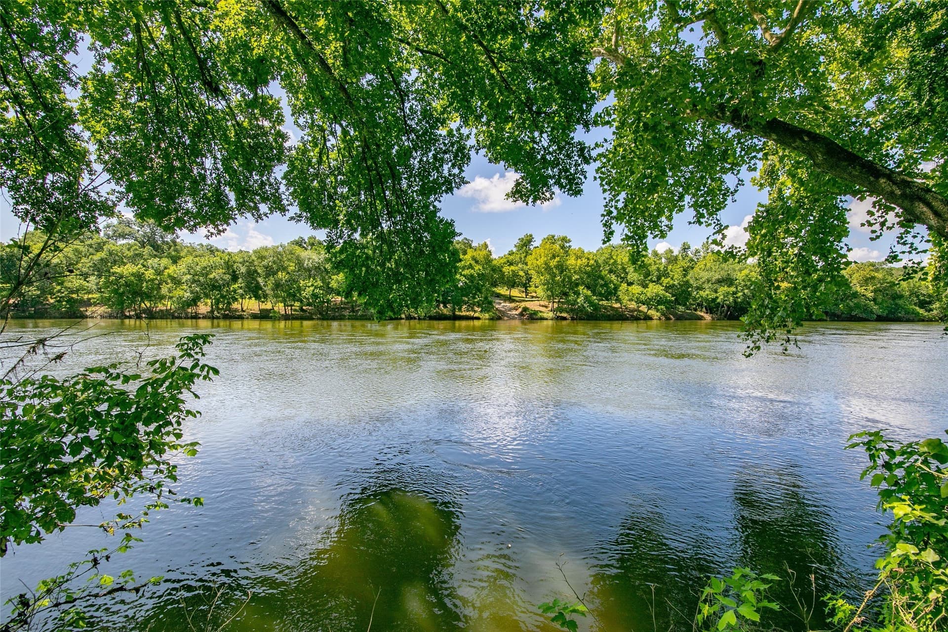 10.92 acres in Hill County featured view
