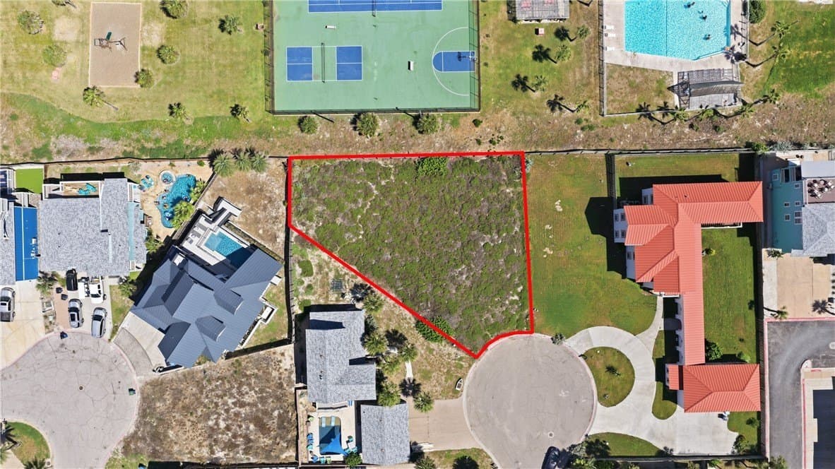 0.25 acres in Nueces County - photo 9