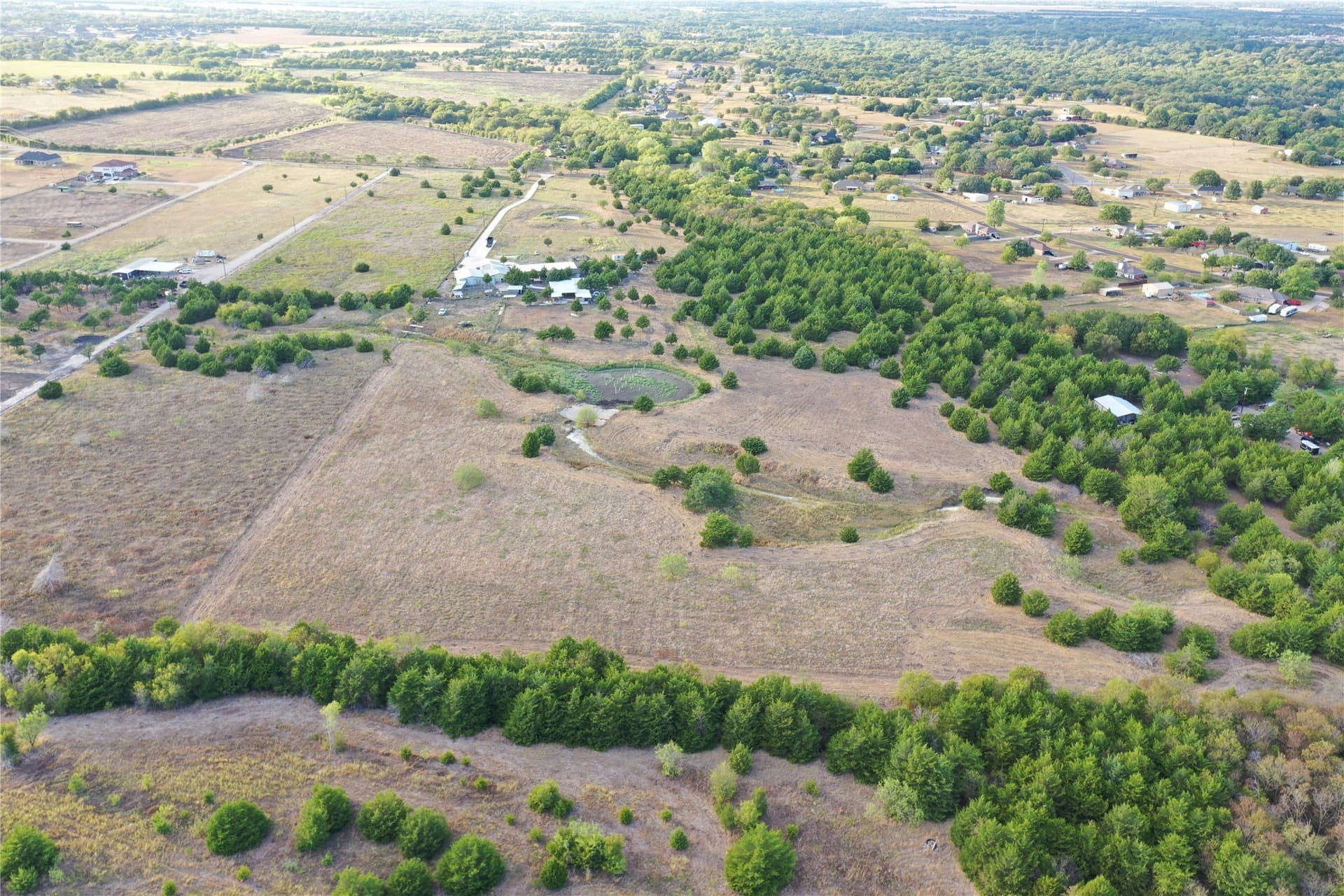 24.01 acres in Ellis County - photo 4