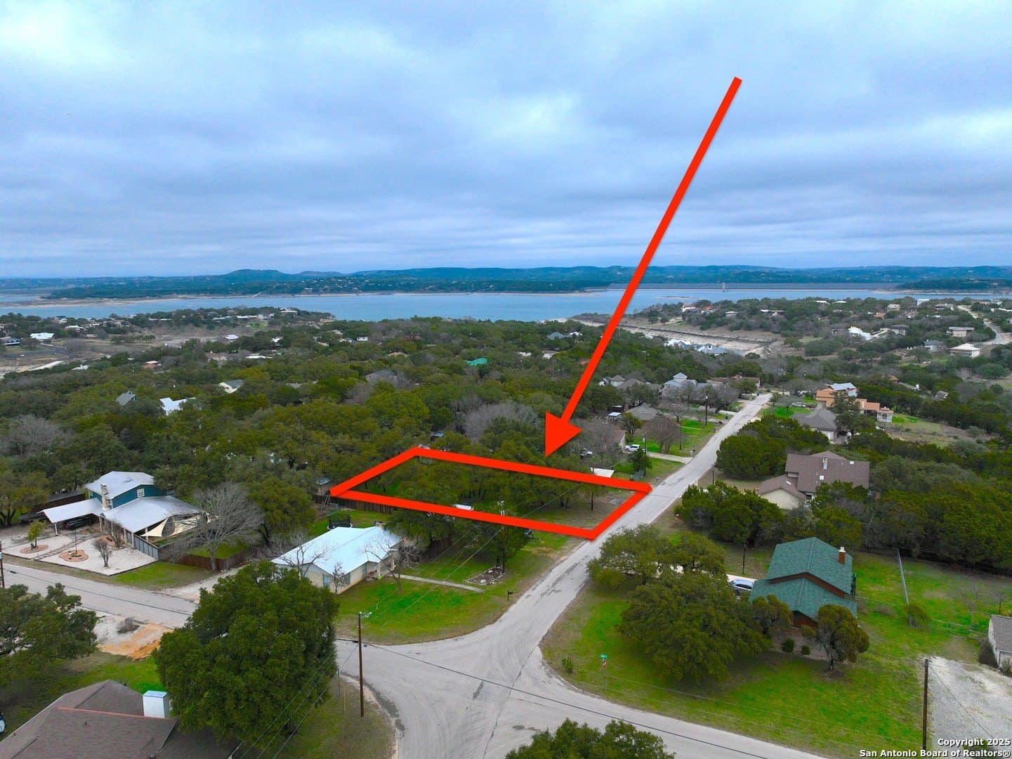 0.23 acres in Comal County - photo 10