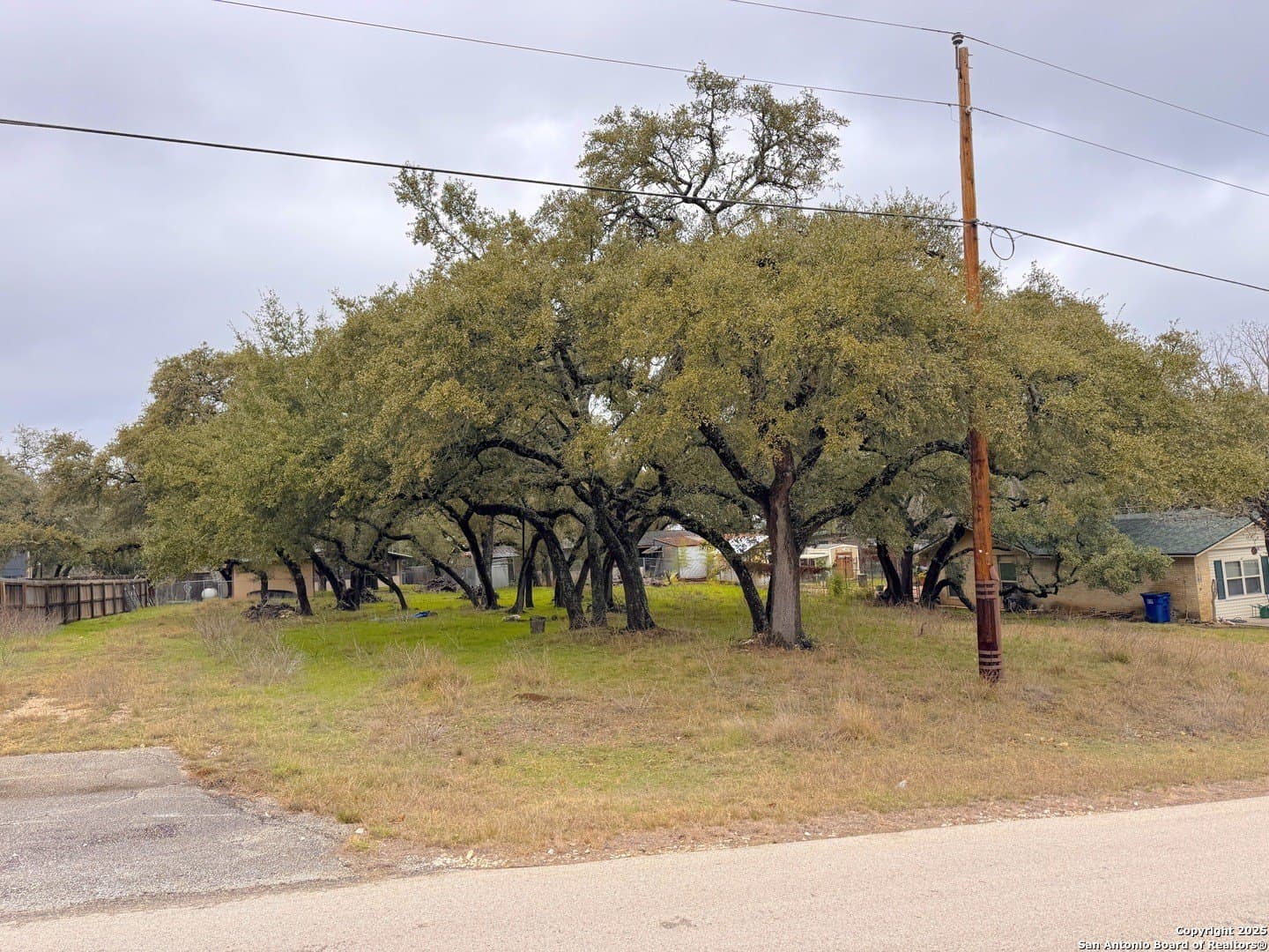 0.23 acres in Comal County - photo 6