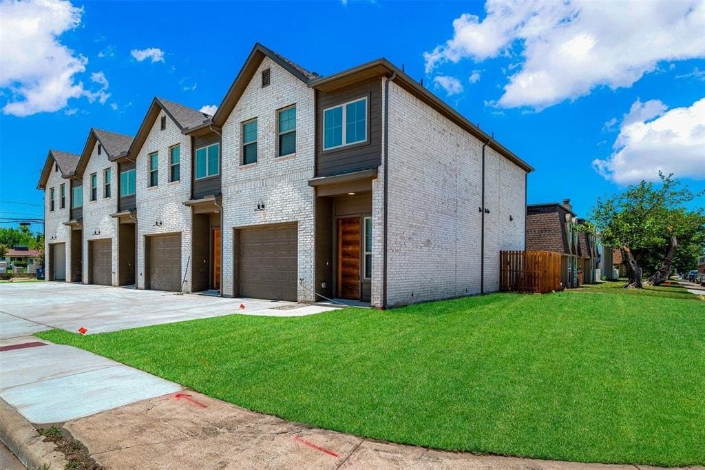 10,001 acres in Dallas County
